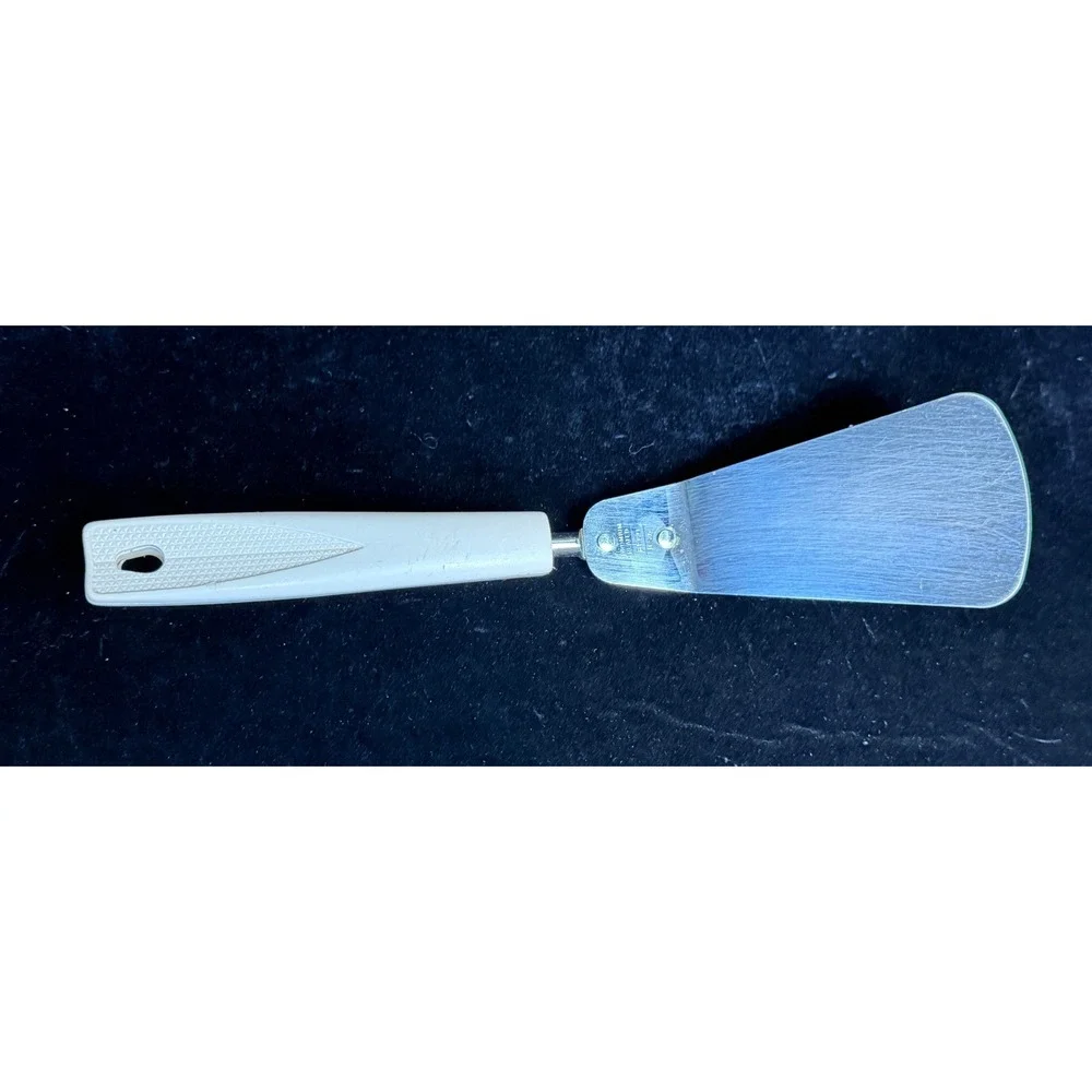 Vintage 4pc Kitchen Utensils: Ekco, Montgomery Ward Spatula Set and Wooden Tongs